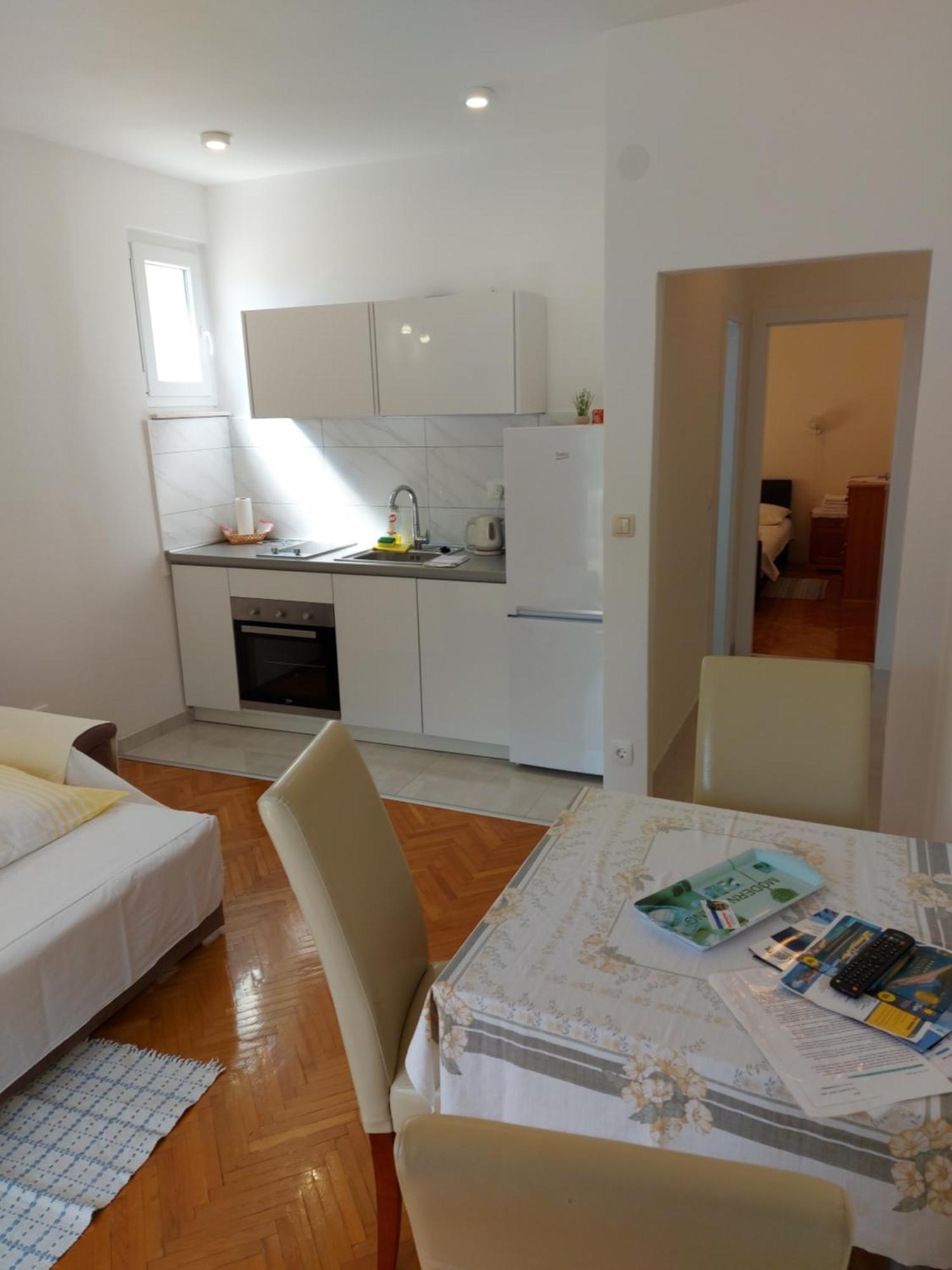 Apartments Diridonda Omiš Pokoj fotografie