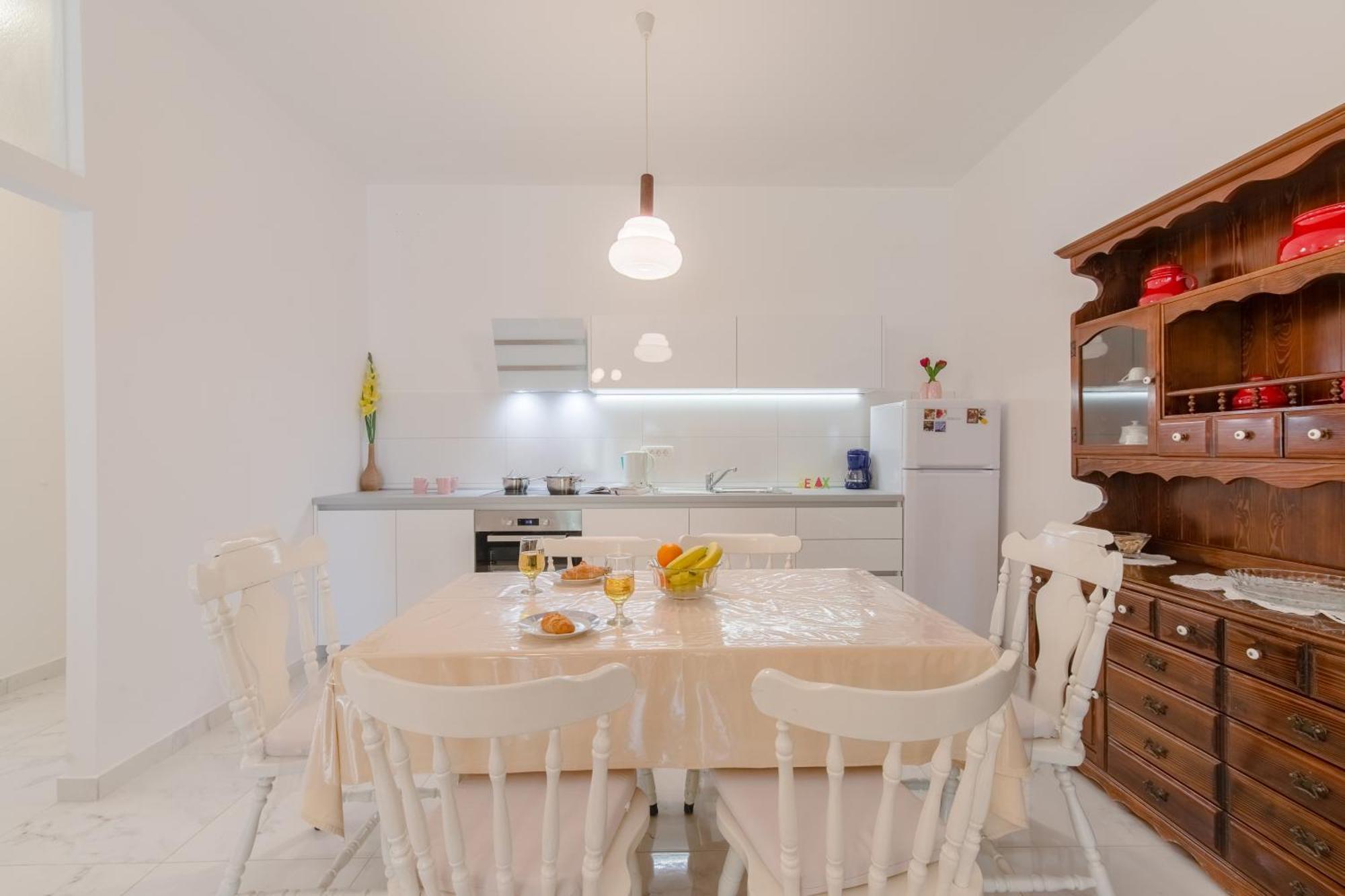 Apartments Diridonda Omiš Pokoj fotografie
