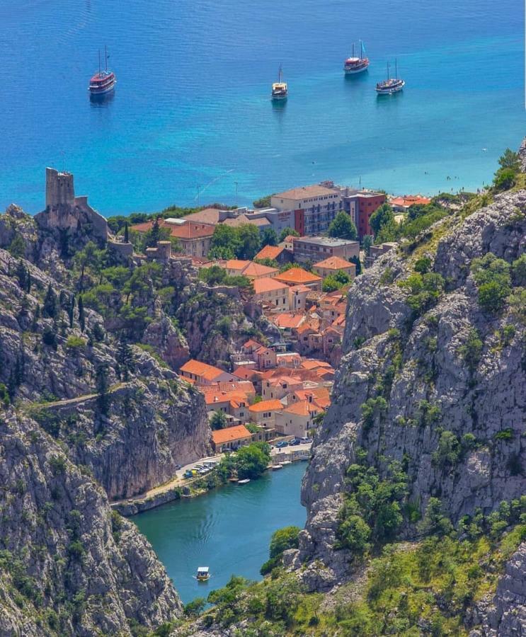 Apartments Diridonda Omiš Exteriér fotografie
